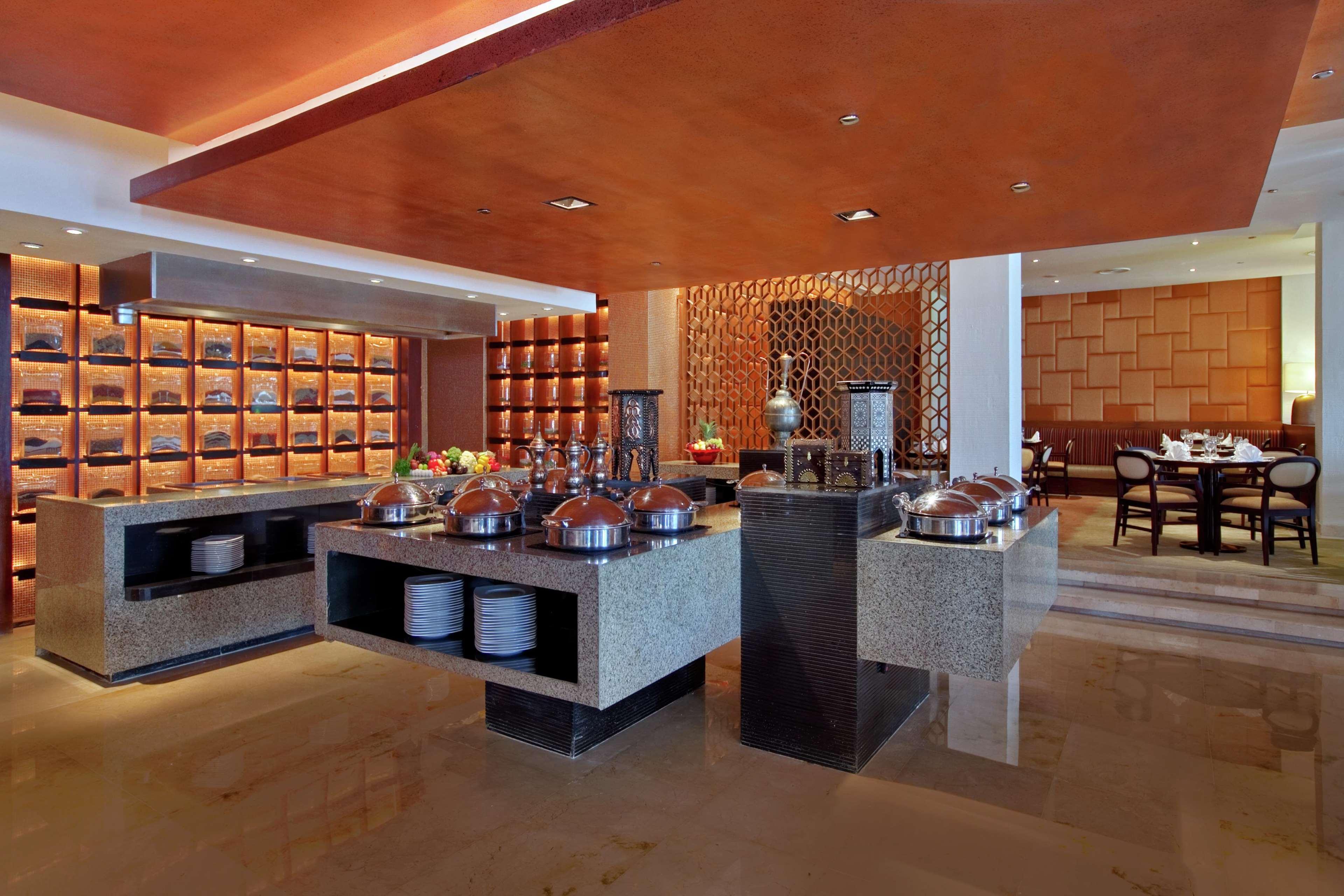 Hilton Luxor Resort & Spa Restaurant foto